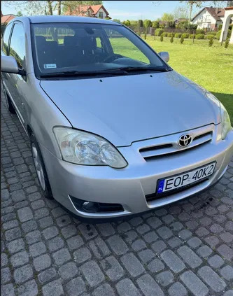 łódzkie Toyota Corolla cena 9900 przebieg: 244000, rok produkcji 2004 z Syców